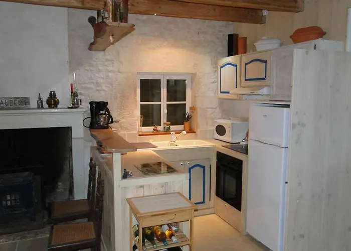 Tatil Evi La Garauderie *